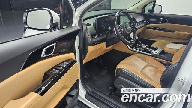 Kia Canival 2022 — photo 11
