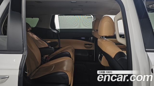 Kia Canival 2022 — photo 12