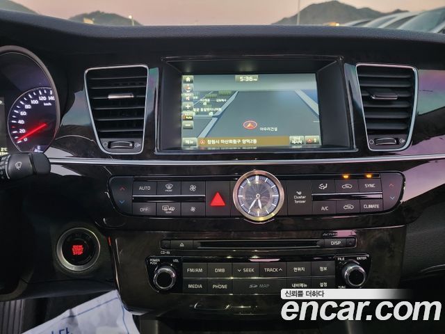 Kia K9 2015 — photo 16