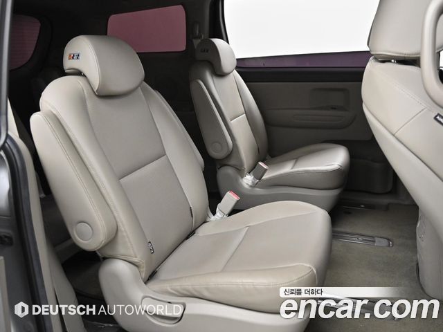 Kia Canival 2020 — photo 12