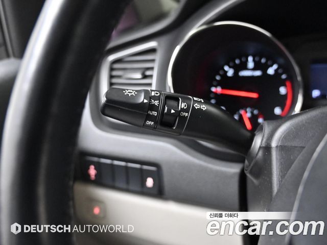 Kia Canival 2020 — photo 17