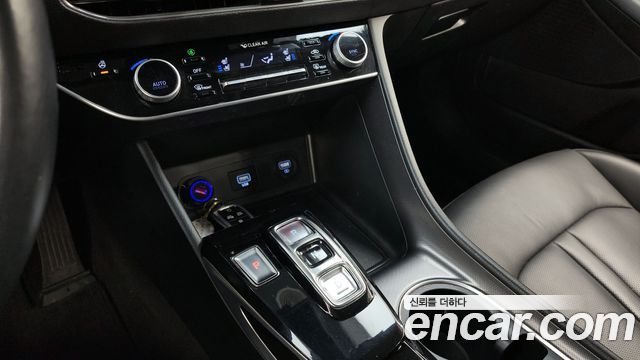 Hyundai Sonata 2020 — photo 9