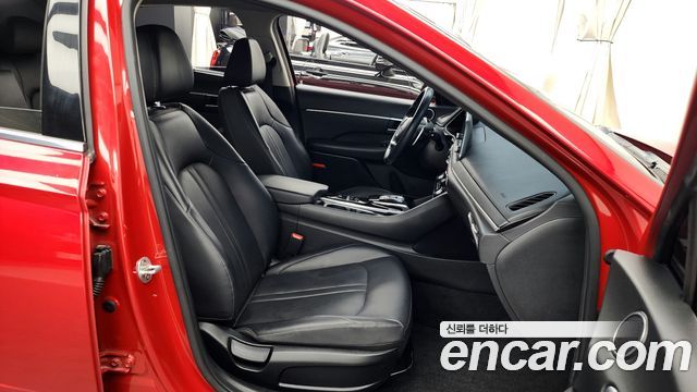 Hyundai Sonata 2020 — photo 11