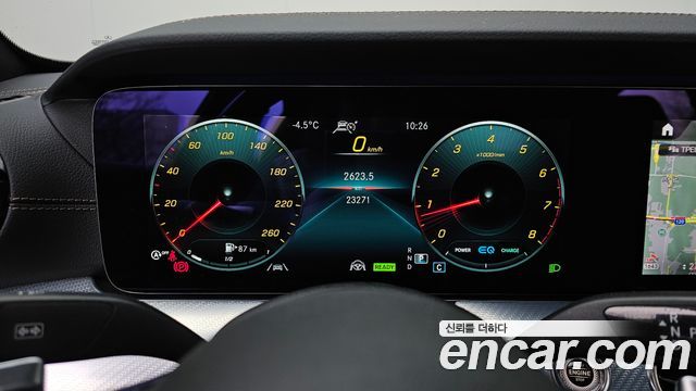 Mercedes-Benz E-Class 2021 — photo 8