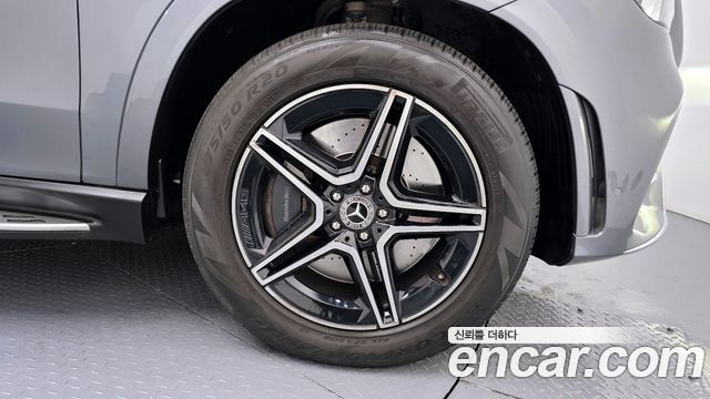 Mercedes-Benz GLE-Class 2021 — photo 5
