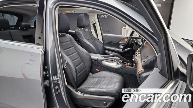 Mercedes-Benz GLE-Class 2021 — photo 12