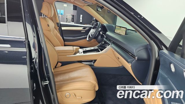 Genesis GV80 2020 — photo 11