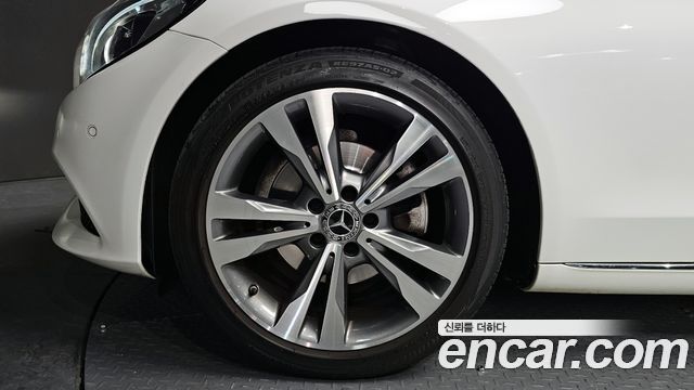 Mercedes-Benz C-Class 2018 — photo 5