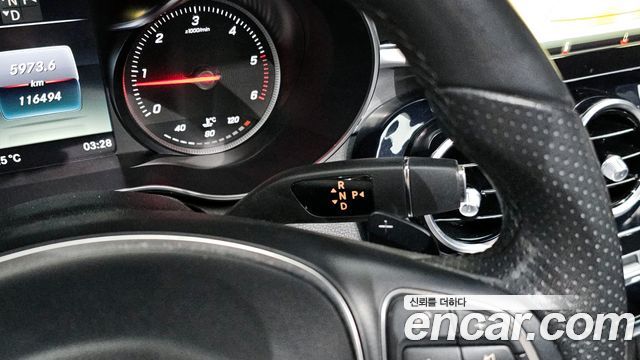 Mercedes-Benz C-Class 2018 — photo 9