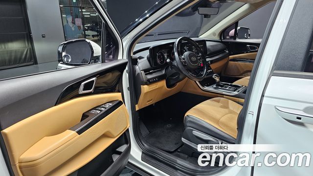 Kia Canival 2021 — photo 11