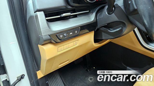 Kia Canival 2021 — photo 16