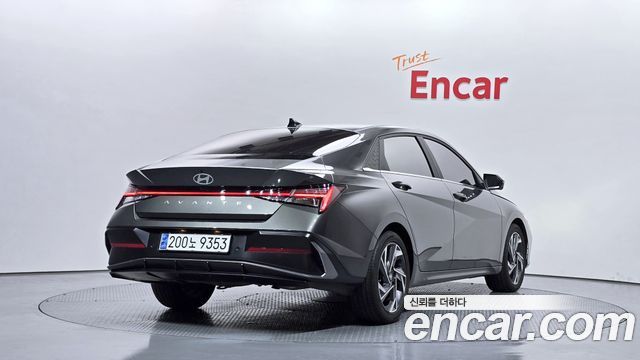 Hyundai AVANTE 2024 — photo 2