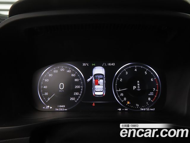 Volvo XC40 2019 — photo 9