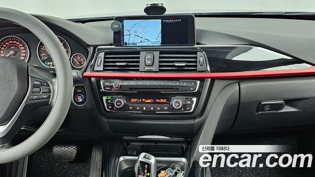 BMW 4-Series 2015 — photo 14