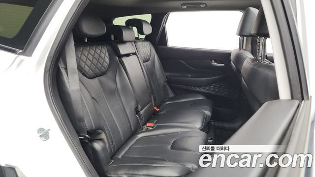Hyundai Santafe 2021 — photo 12