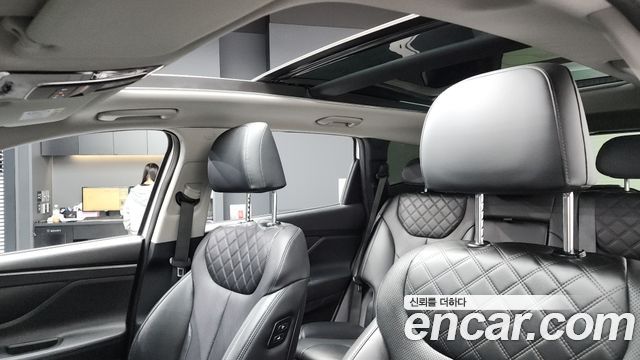 Hyundai Santafe 2021 — photo 17