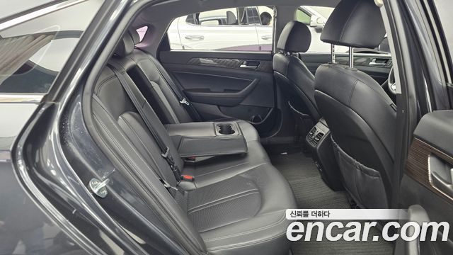 Hyundai Sonata 2018 — photo 12