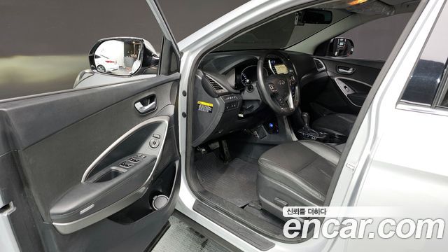 Hyundai Santafe 2016 — photo 10