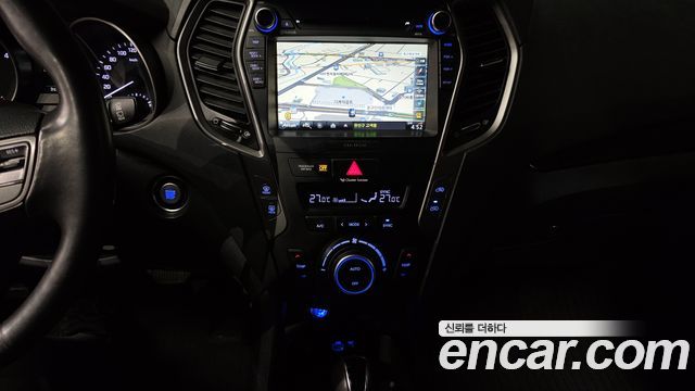 Hyundai Santafe 2016 — photo 15