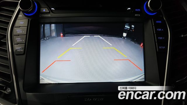 Hyundai Santafe 2016 — photo 16
