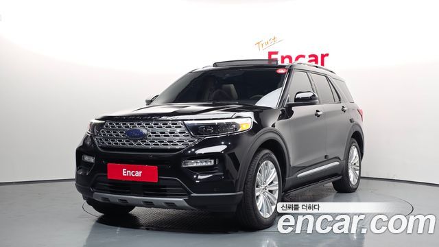 Ford Explorer 2021 — photo 1