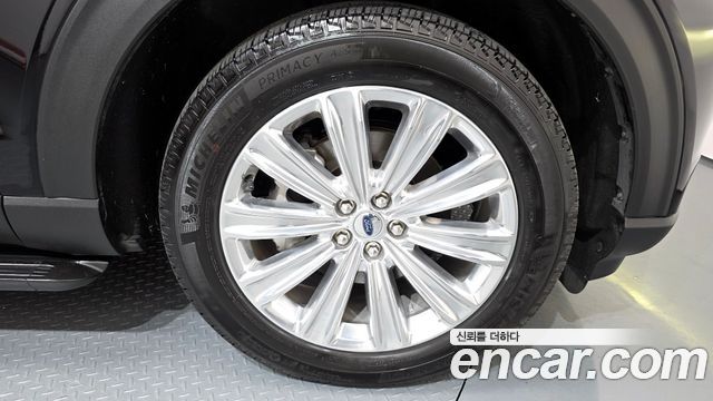 Ford Explorer 2021 — photo 5