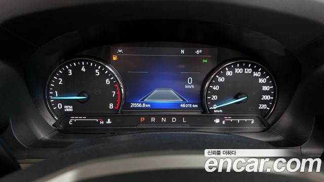 Ford Explorer 2021 — photo 8