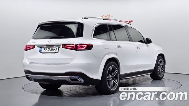 Mercedes-Benz GLS-Class 2022 — photo 2
