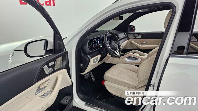 Mercedes-Benz GLS-Class 2022 — photo 11