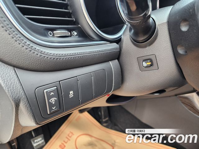 Kia K5 2014 — photo 17