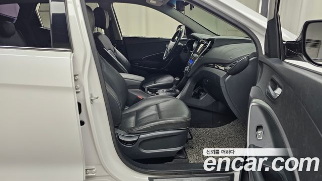 Hyundai Santafe 2015 — photo 11