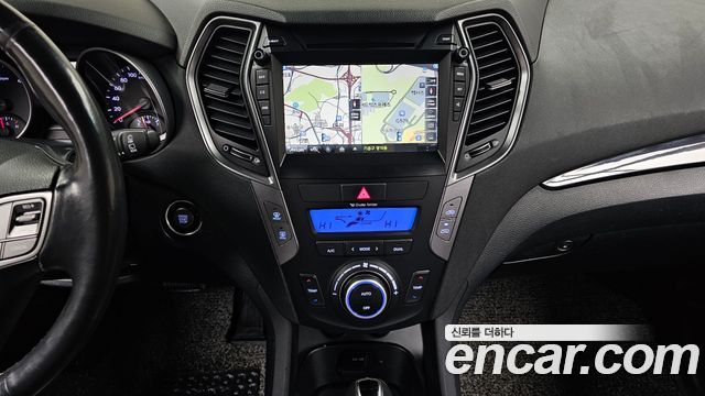 Hyundai Santafe 2015 — photo 16
