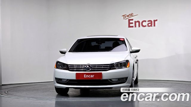 Volkswagen Passat 2013 — photo 3