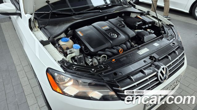 Volkswagen Passat 2013 — photo 6