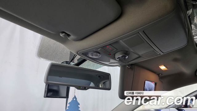 Volkswagen Passat 2013 — photo 17