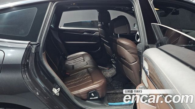 BMW Gran Turismo 2021 — photo 12