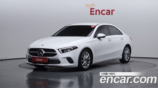 Mercedes-Benz A-Class 2020 — photo 1