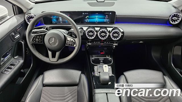 Mercedes-Benz A-Class 2020 — photo 7