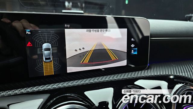 Mercedes-Benz A-Class 2020 — photo 14