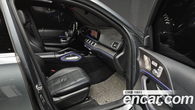 Mercedes-Benz GLS-Class 2022 — photo 10