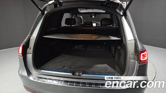 Mercedes-Benz GLS-Class 2022 — photo 20
