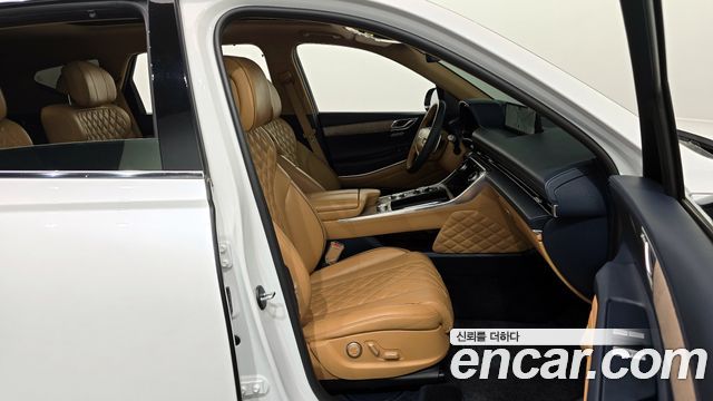 Genesis GV80 2023 — photo 11
