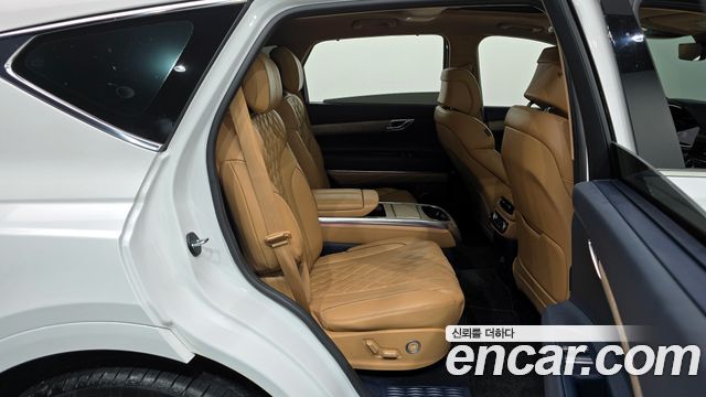 Genesis GV80 2023 — photo 12
