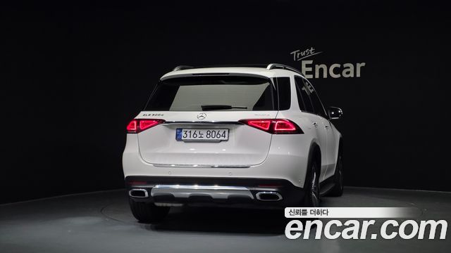 Mercedes-Benz GLE-Class 2023 — photo 4