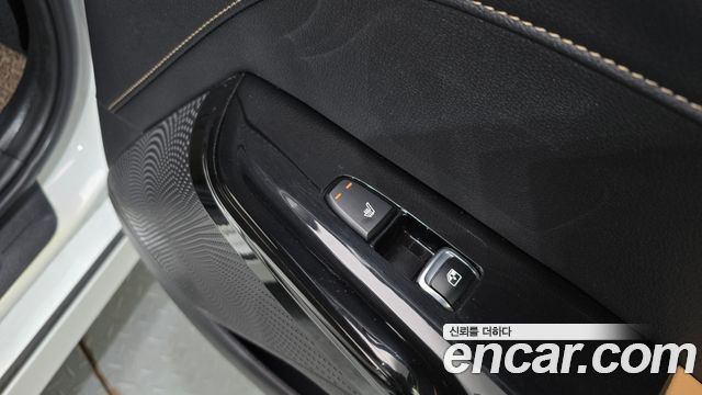 Kia K5 2021 — photo 18