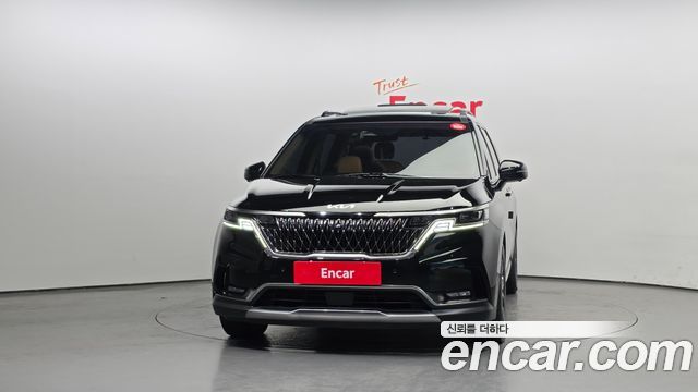 Kia Canival 2023 — photo 3
