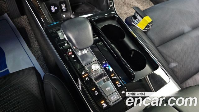 Kia K7 2020 — photo 9