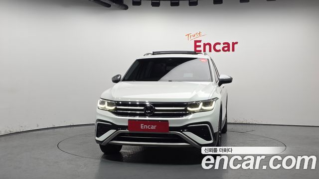 Volkswagen Tiguan 2023 — photo 3