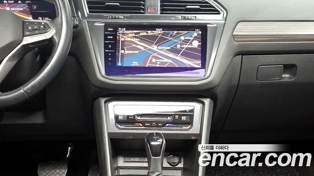 Volkswagen Tiguan 2023 — photo 14
