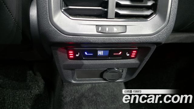 Volkswagen Tiguan 2023 — photo 19